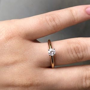Diamond Ring (Round Brilliant Cut)